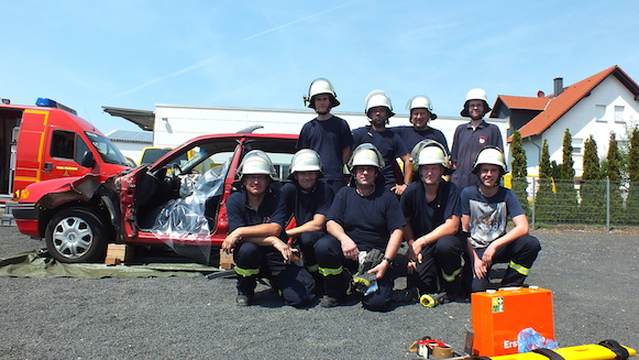 Übung beim Autohaus Timmerberg 2015 – Freiwillige Feuerwehr Astheim